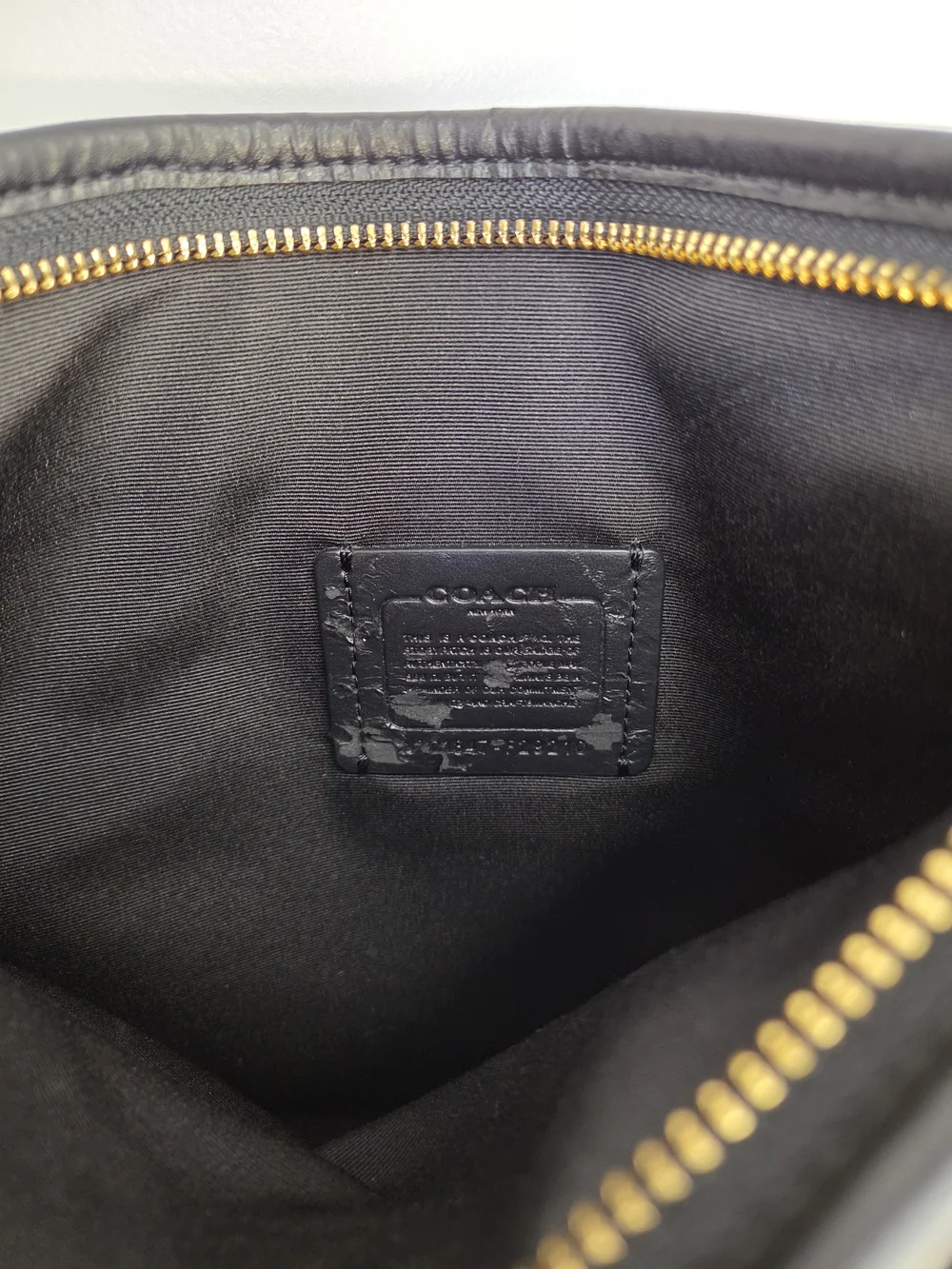 COACH Brown Signature Crossbody Shoulder Bag. #KC